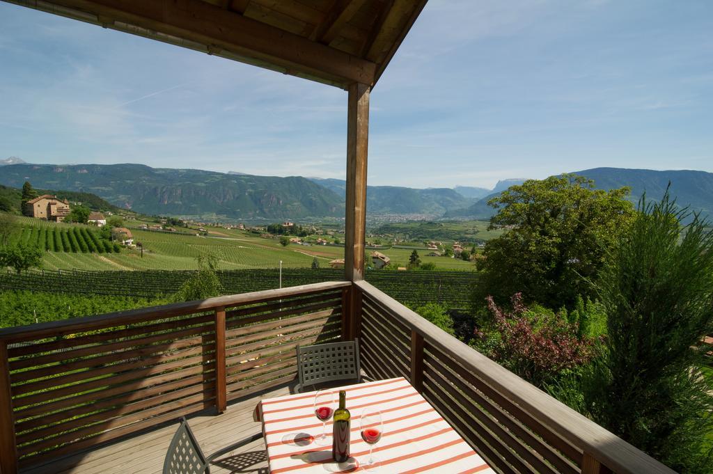 Schloss-Hof Appiano Sulla Strada Del Vino Exteriér fotografie
