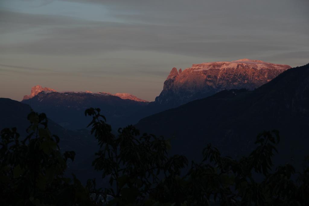 Schloss-Hof Appiano Sulla Strada Del Vino Exteriér fotografie