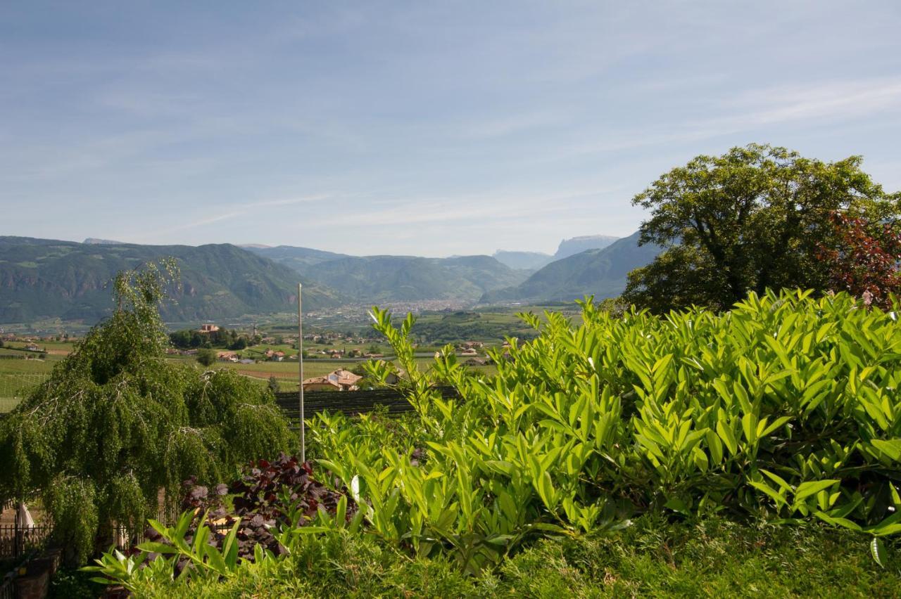 Schloss-Hof Appiano Sulla Strada Del Vino Exteriér fotografie